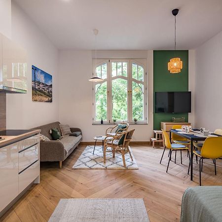 Stafetahaz Apartmanok Vác Buitenkant foto