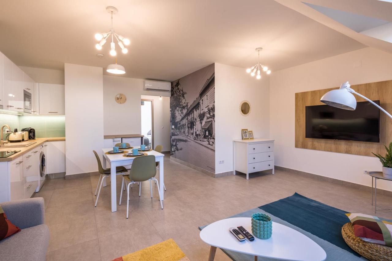 Stafetahaz Apartmanok Vác Buitenkant foto