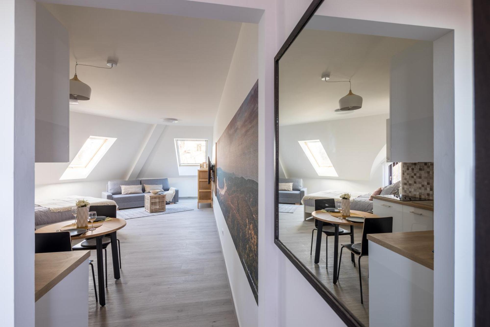 Stafetahaz Apartmanok Vác Buitenkant foto