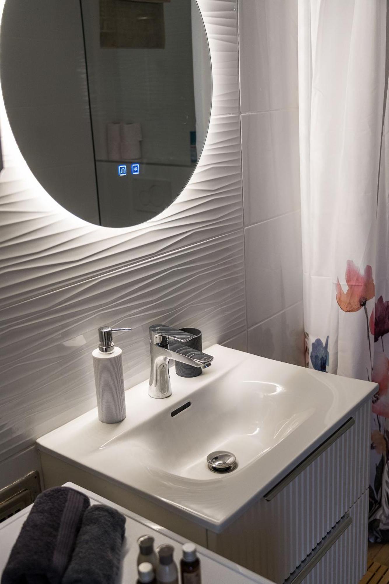 Stafetahaz Apartmanok Vác Buitenkant foto