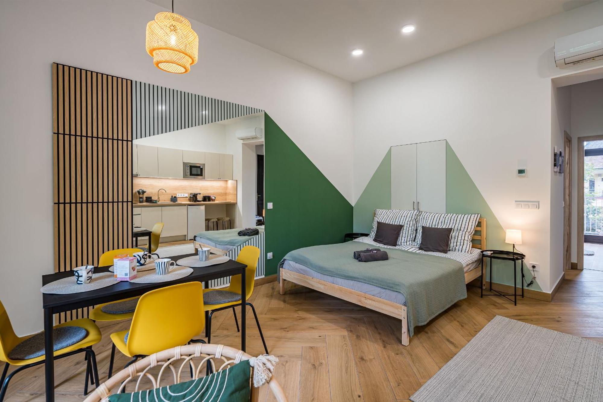 Stafetahaz Apartmanok Vác Buitenkant foto