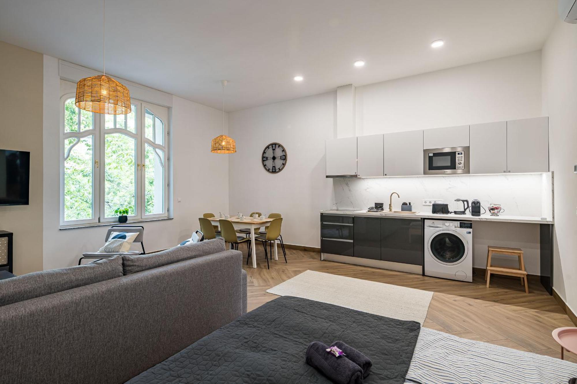 Stafetahaz Apartmanok Vác Buitenkant foto