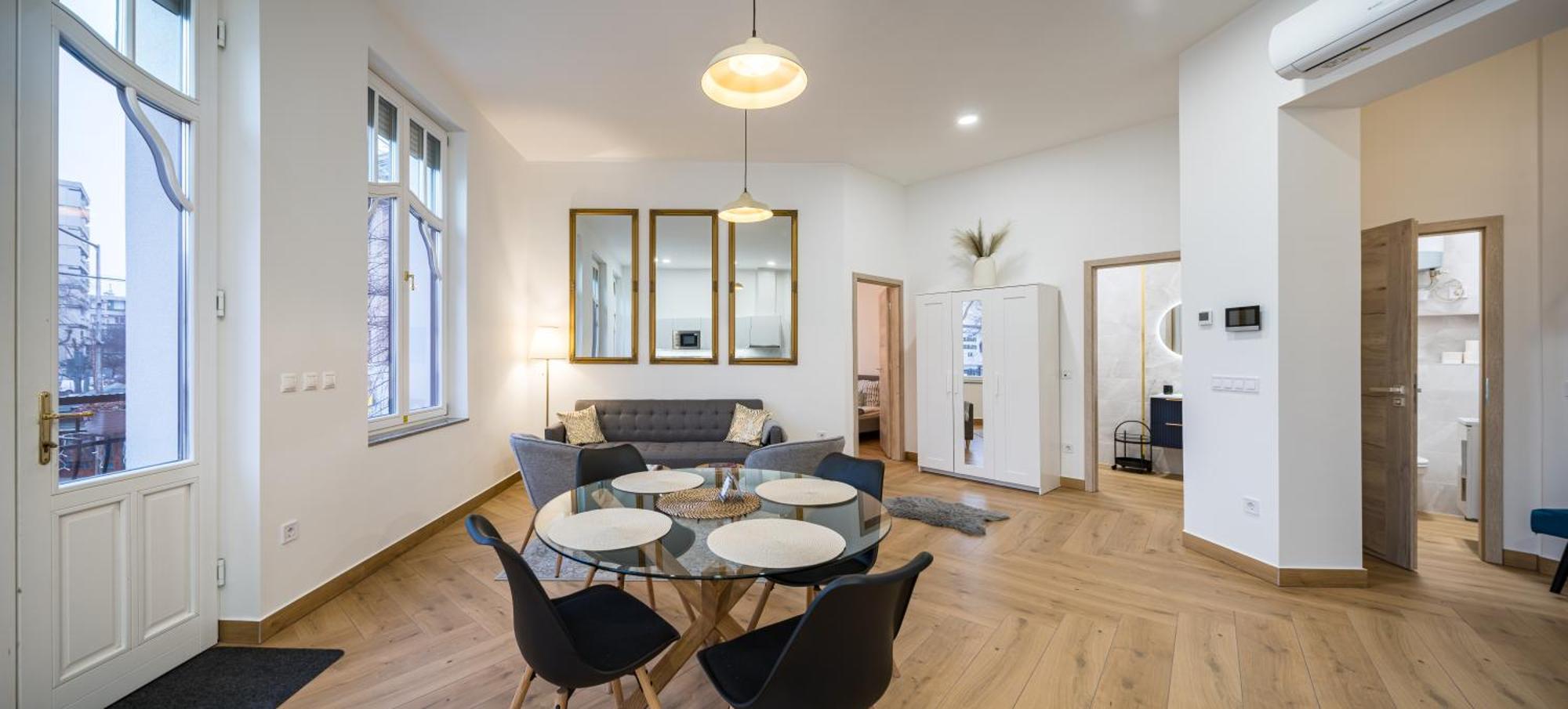 Stafetahaz Apartmanok Vác Buitenkant foto
