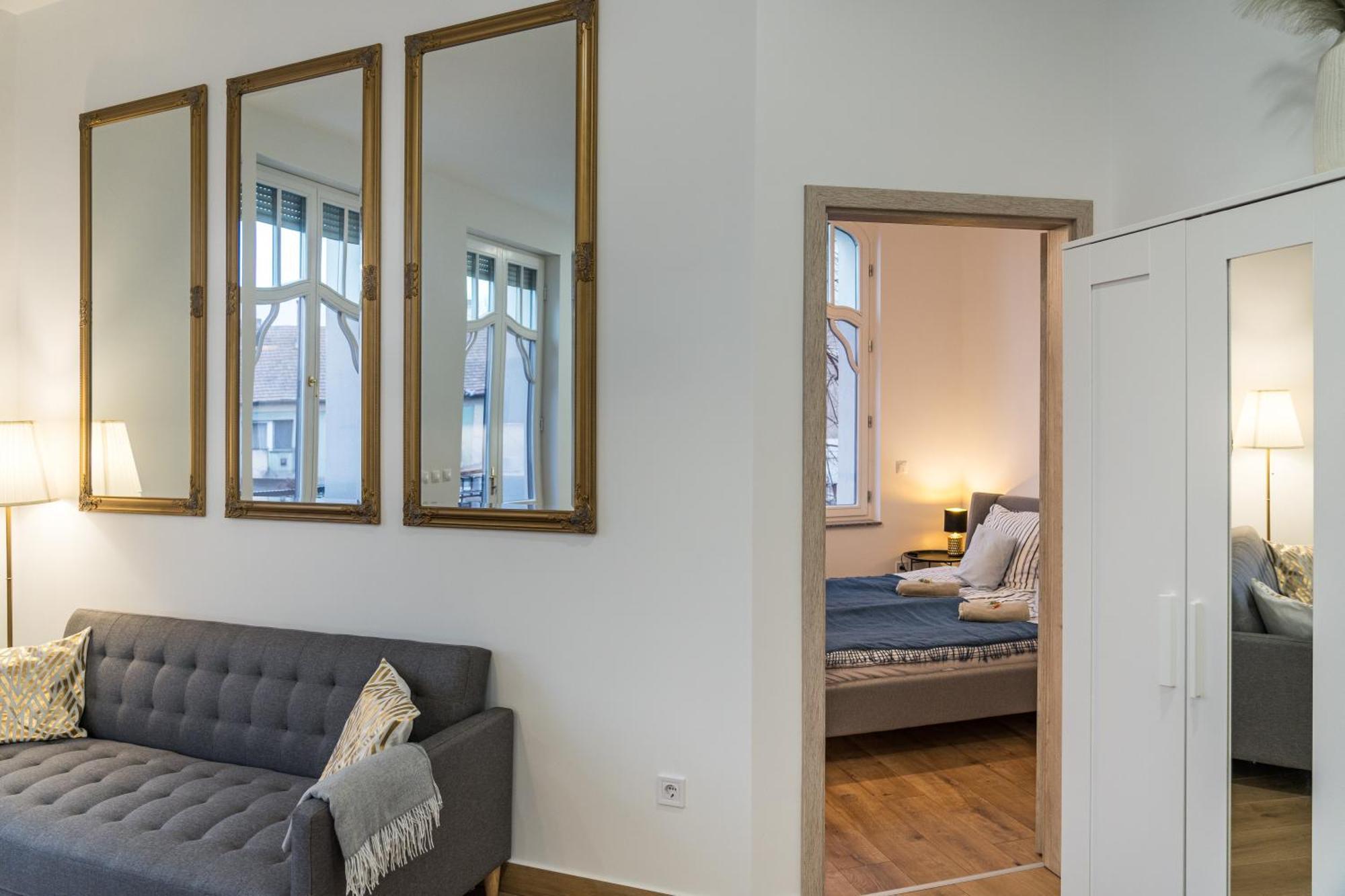 Stafetahaz Apartmanok Vác Buitenkant foto